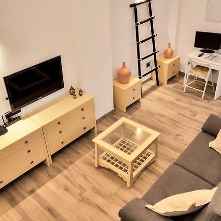 Moderno Loft En El Corazon Historico De Estepona - Casa Pepita 17 Buitenkant foto