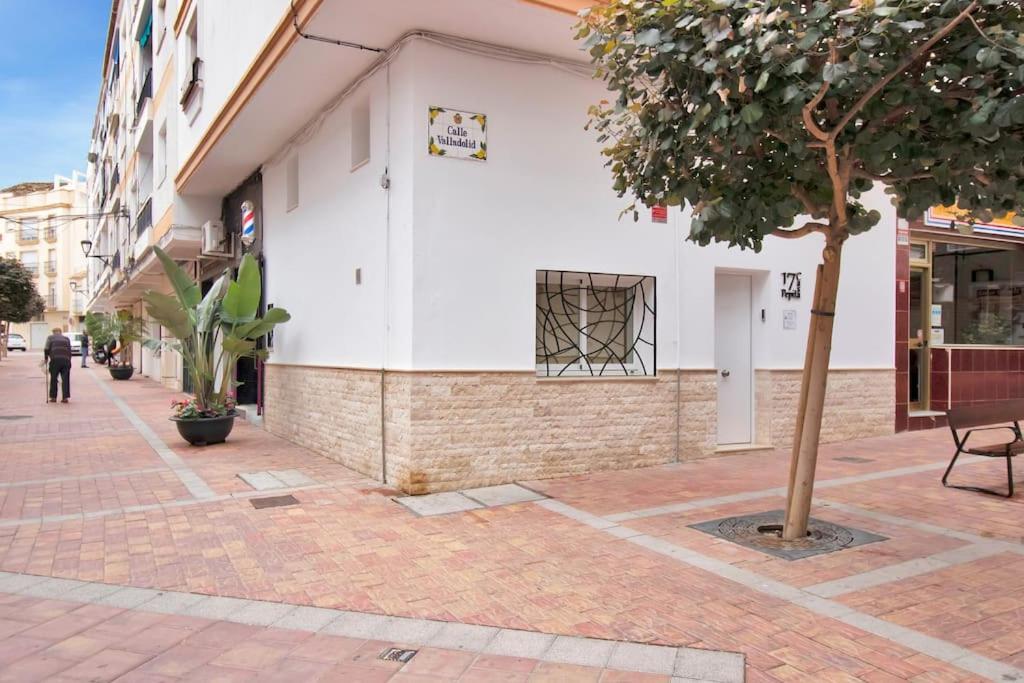 Moderno Loft En El Corazon Historico De Estepona - Casa Pepita 17 Buitenkant foto
